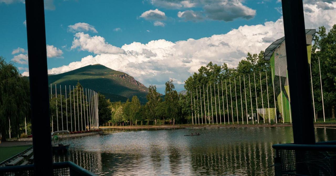 Atico Con Encanto En Bellver De Cerdanya Apartment Exterior foto